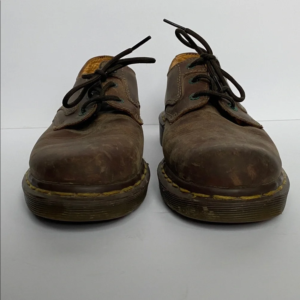 Dr. Martens stylish brown